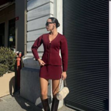 طقم تنورة خمري