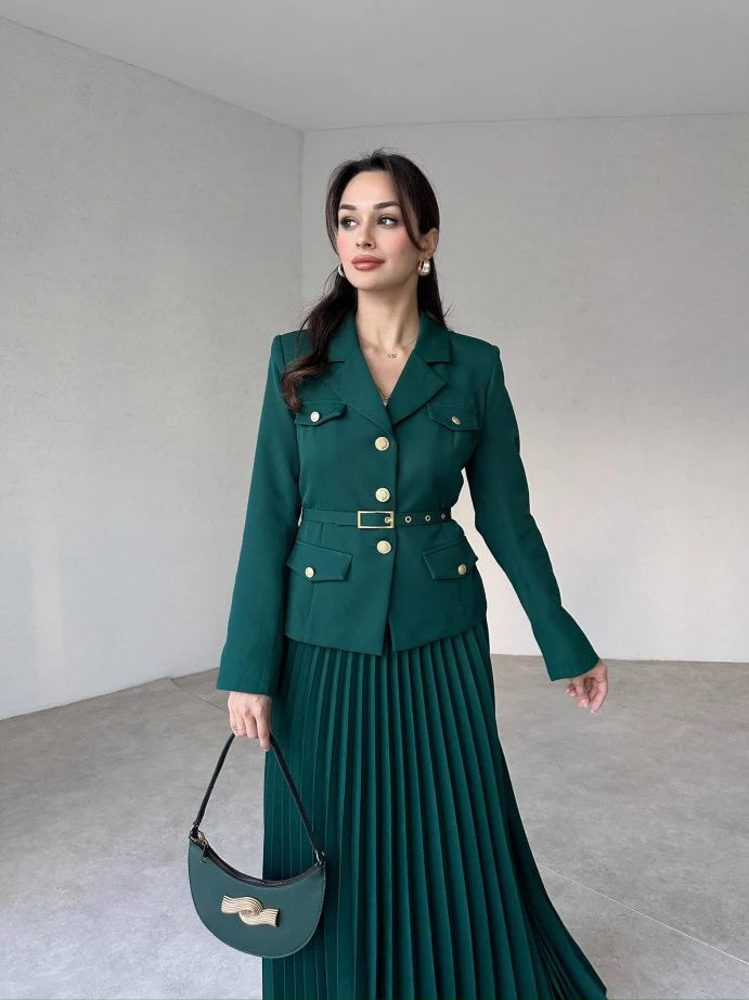 طقم رسمي اخضر