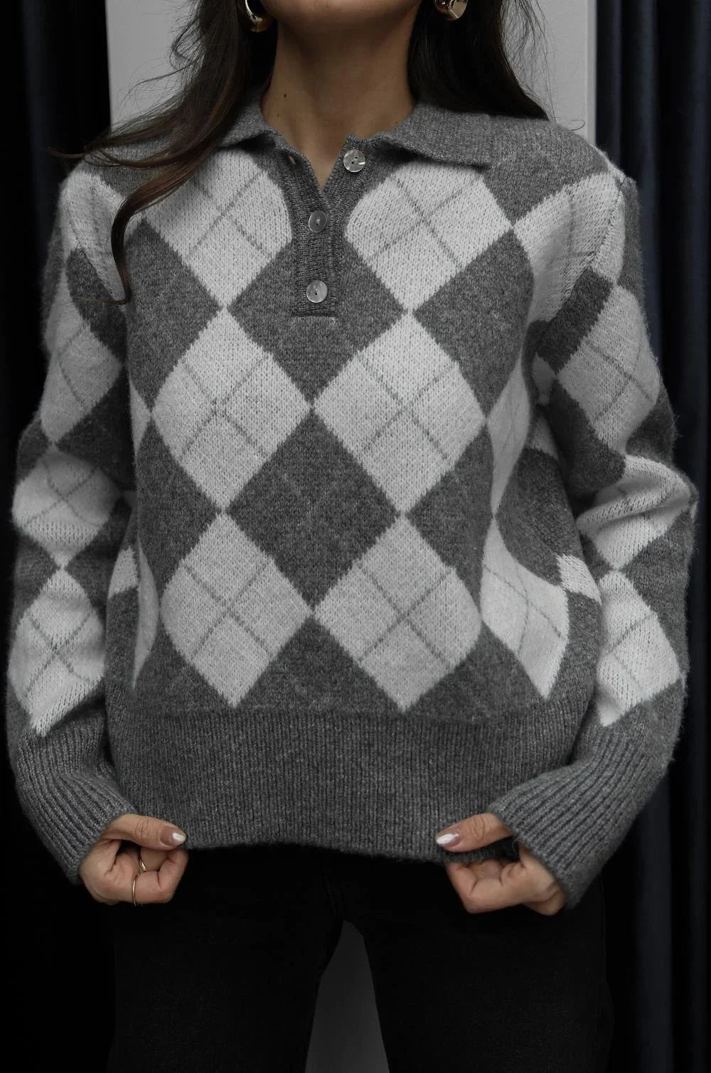 بلوزة سكني ملونة مع لفحة