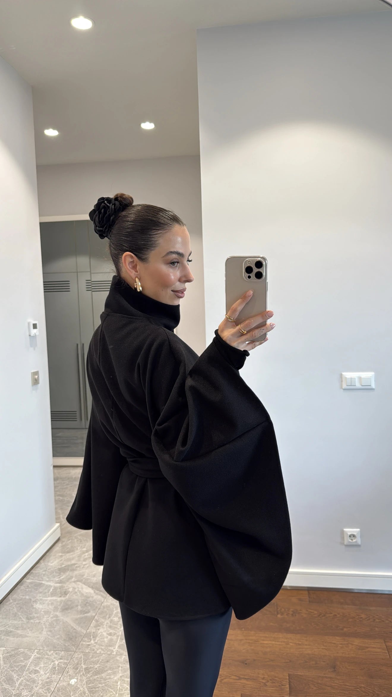 جكيت بقبة مع ربطة اسود