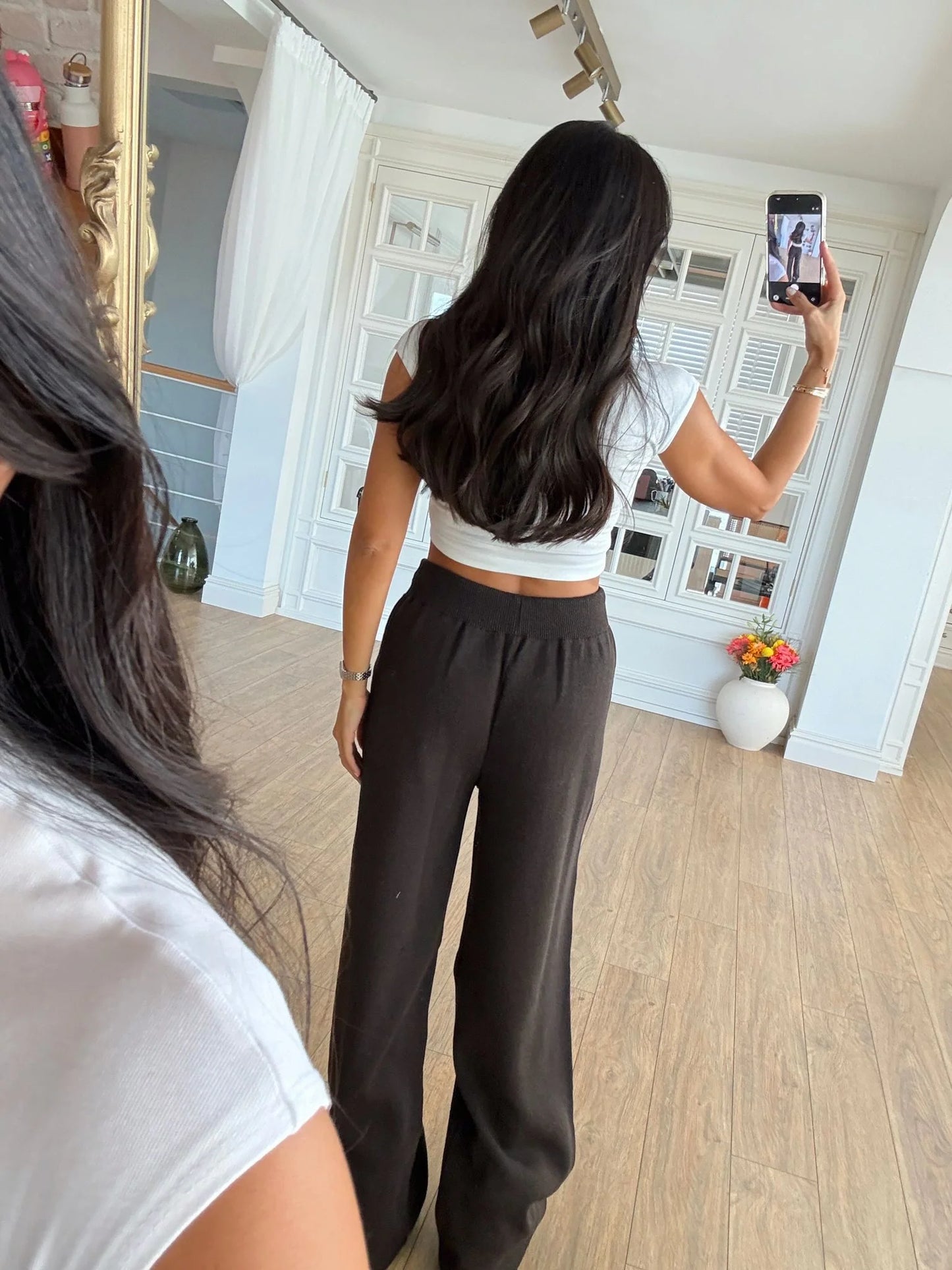 طقم بني بسحاب