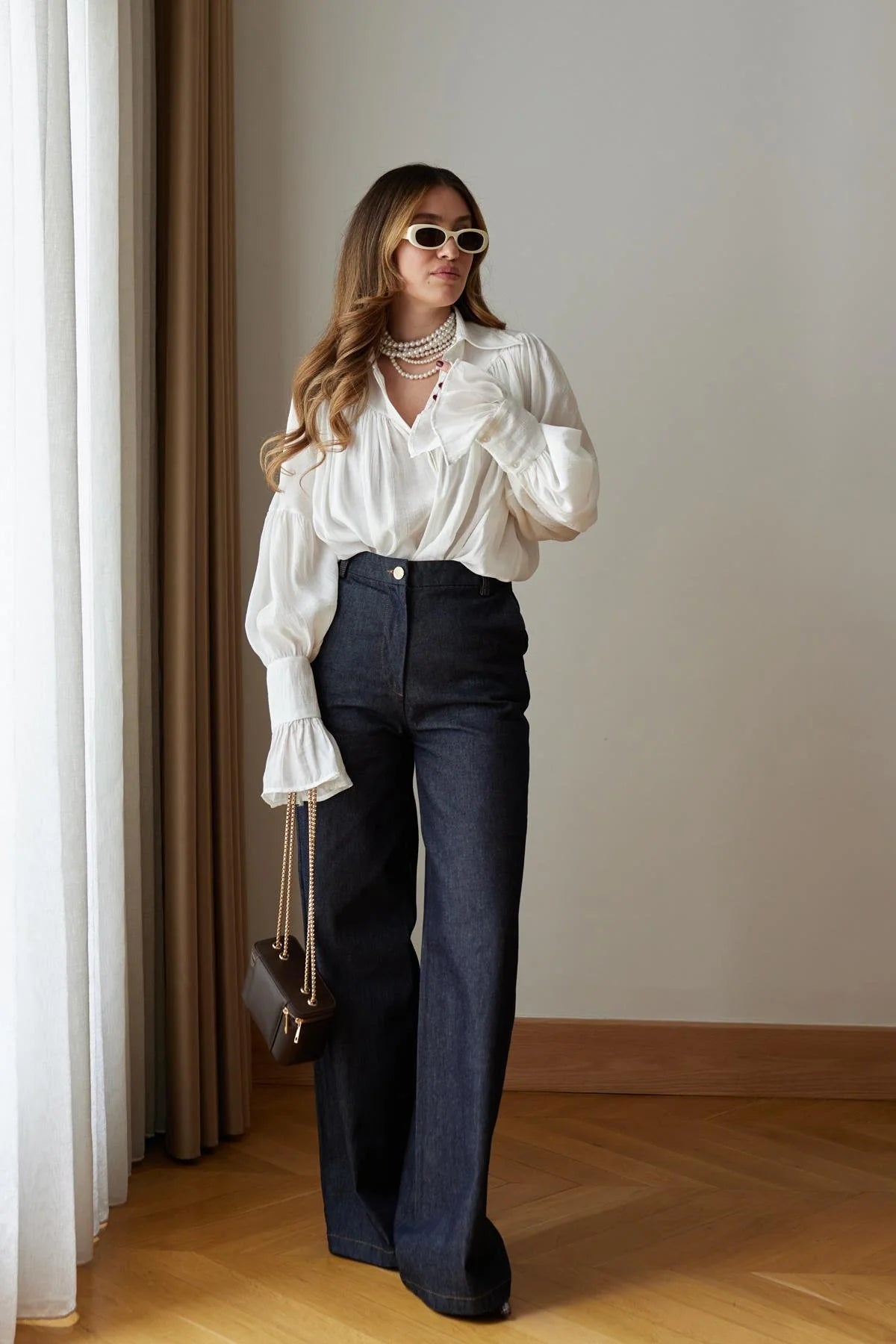 طقم بلوزة كورسيت مع بنطلون جينز