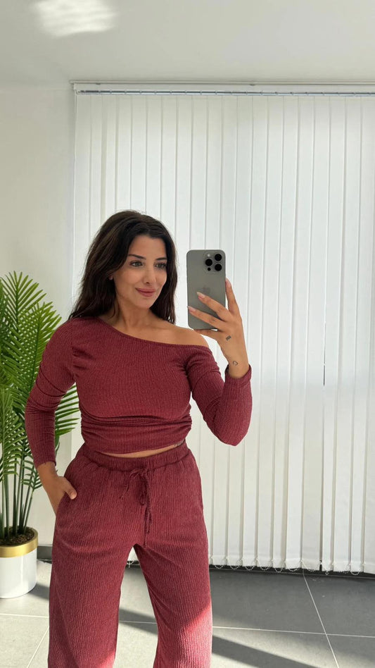 طقم يومي كتف خمري