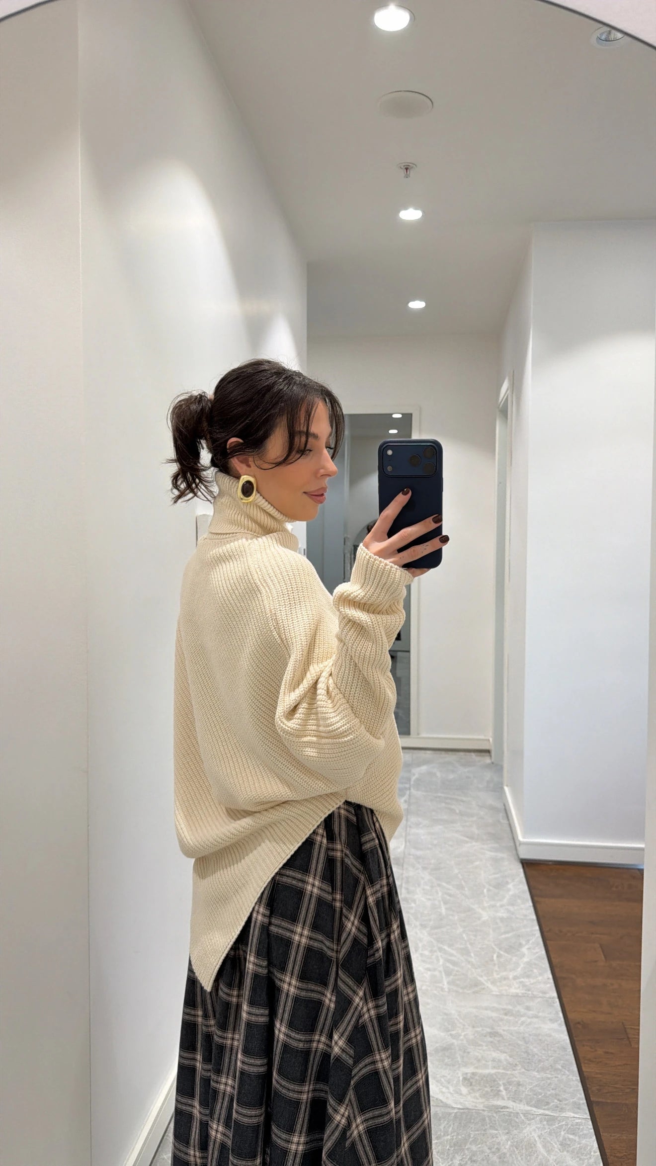 تنورة كاروهات