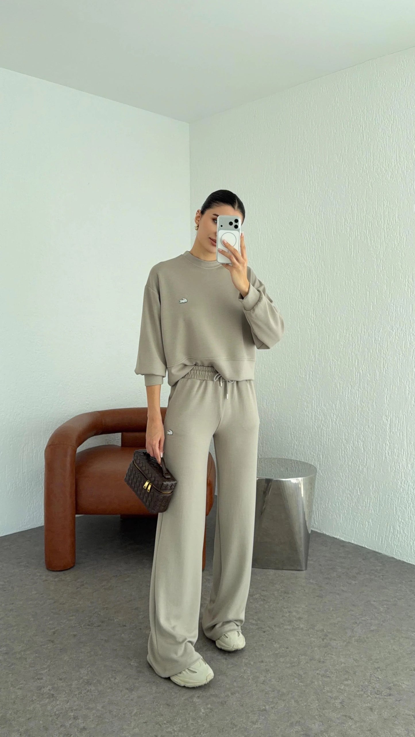 طقم لاكوست بيج غامق