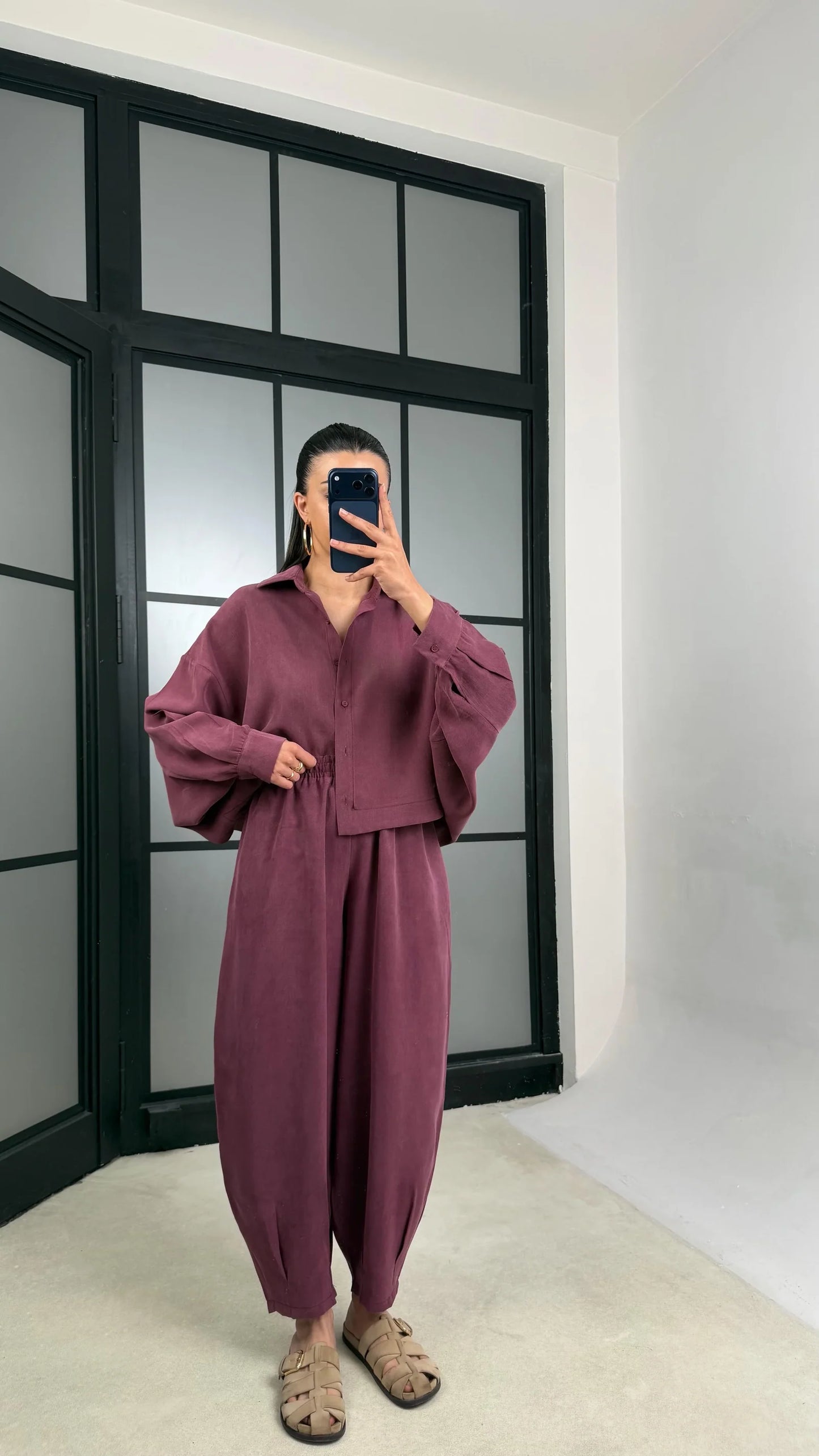 طقم قميص مع بنطلون خمري