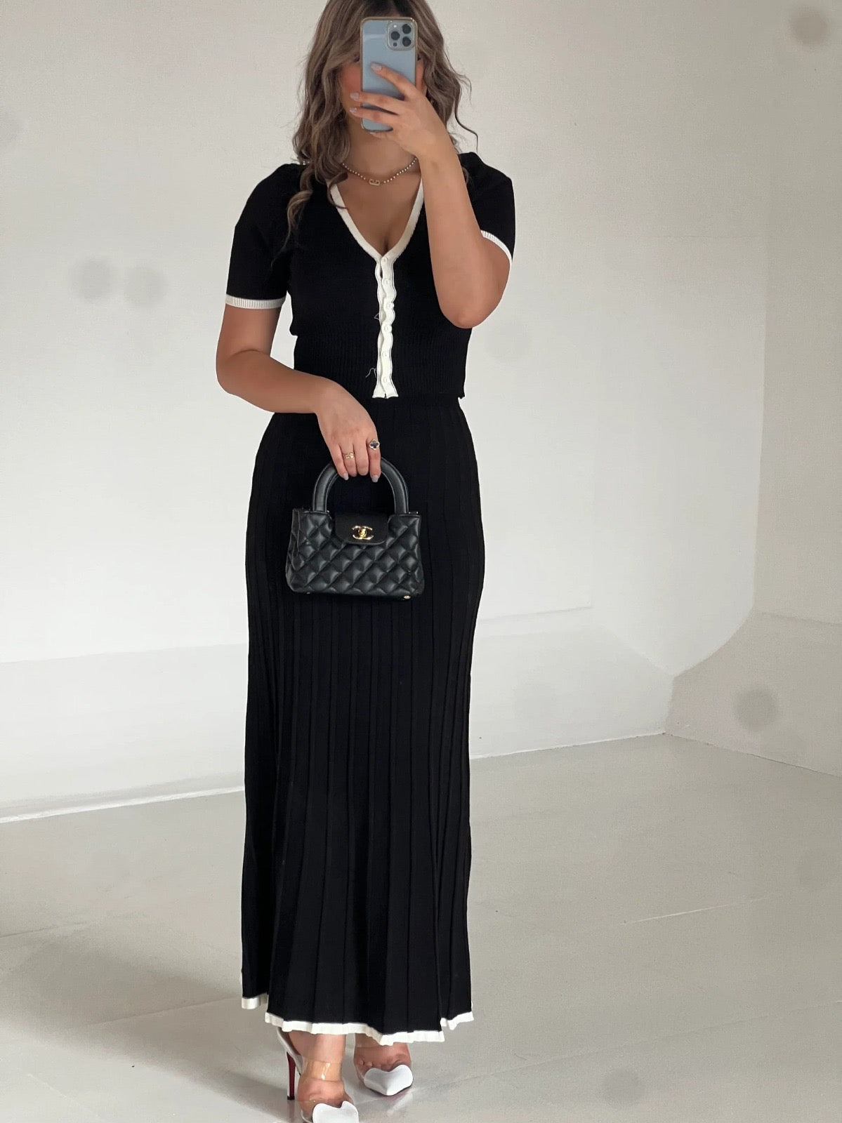 طقم تنورة اسود