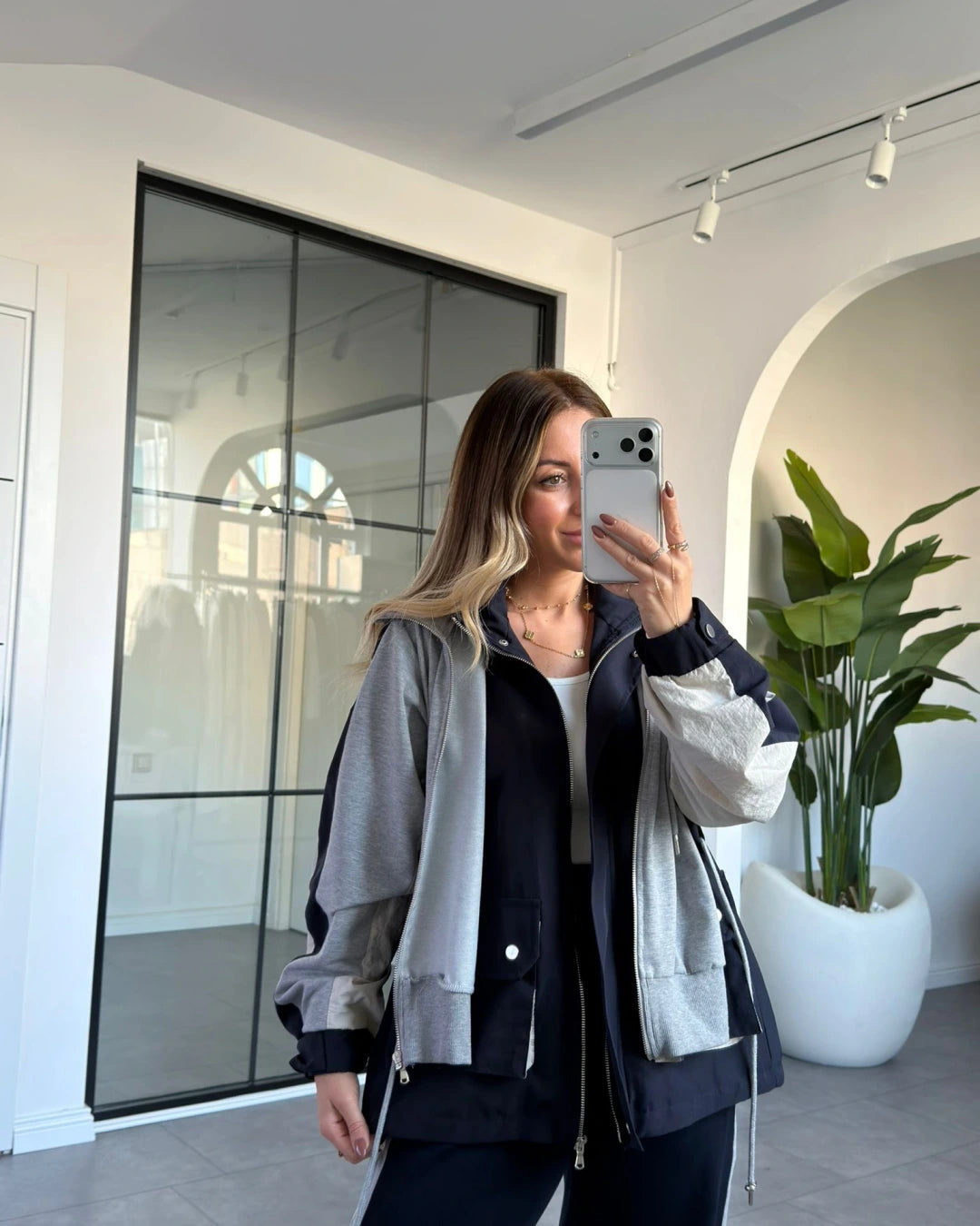 طقم سكني ملون