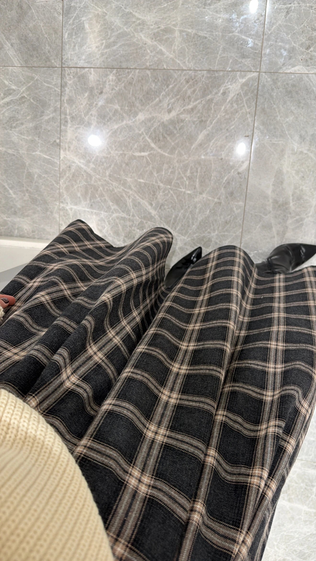 تنورة كاروهات