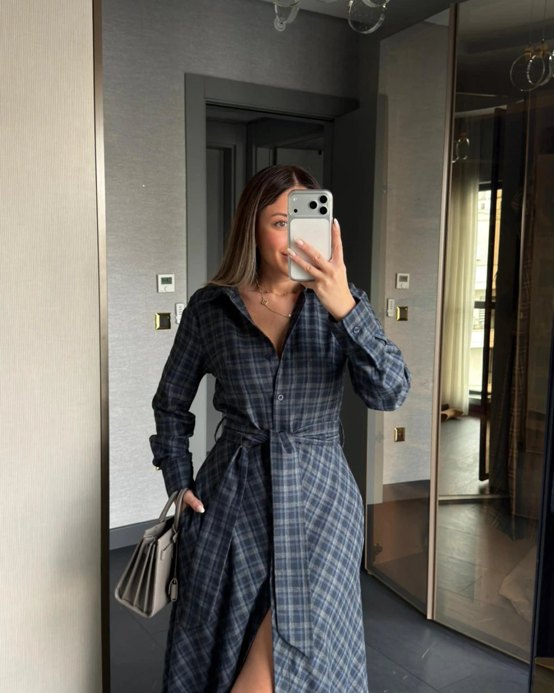 فستان كاروهات كحلي و رمادي