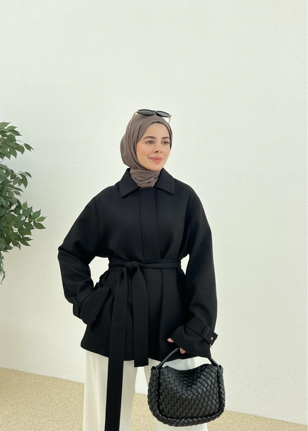 جكيت اسود بحزام