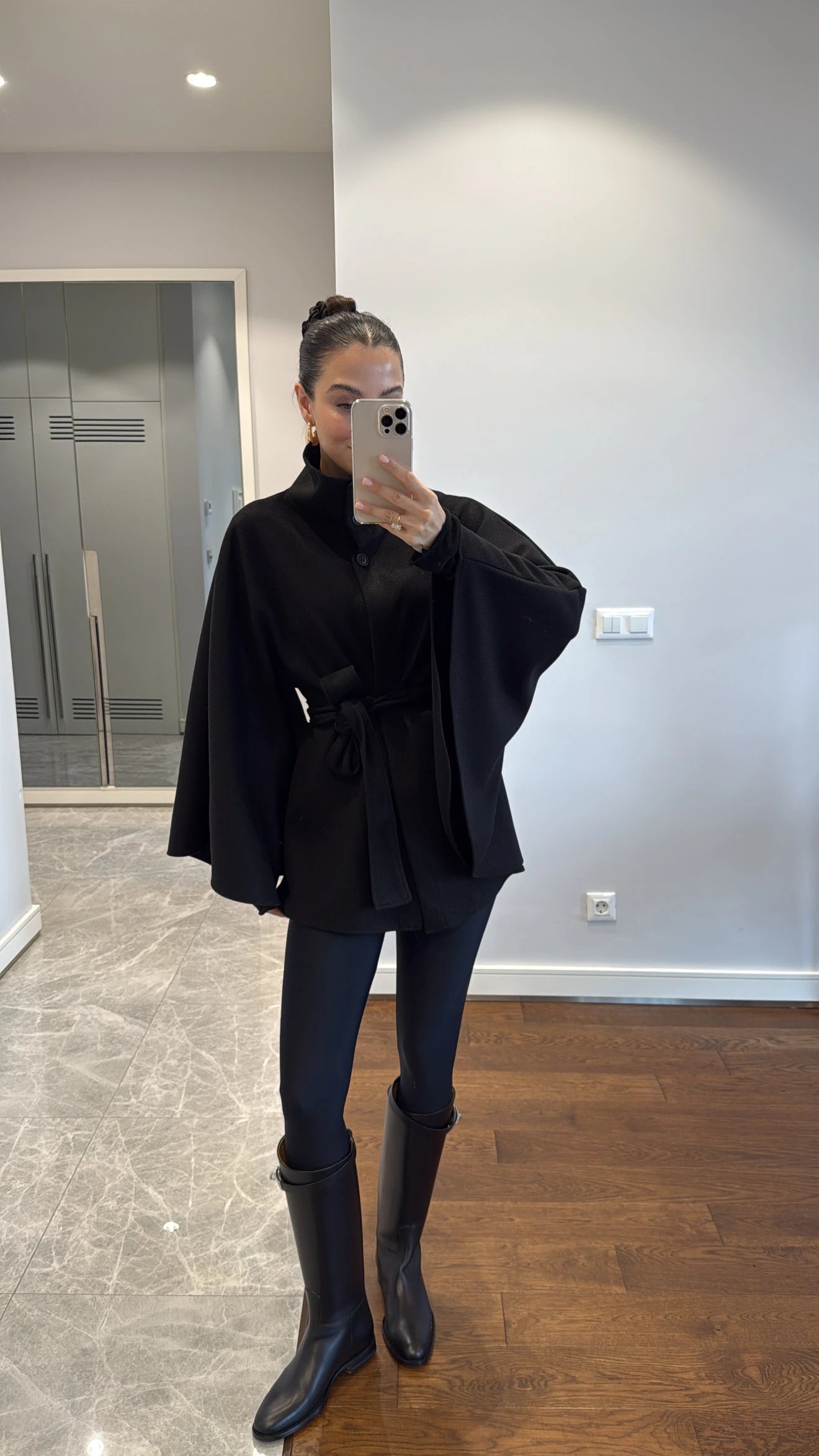 جكيت بقبة مع ربطة اسود