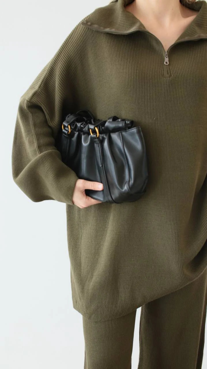 طقم زيتي بسحاب