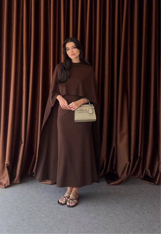 طقم فستان مع باتشو بني