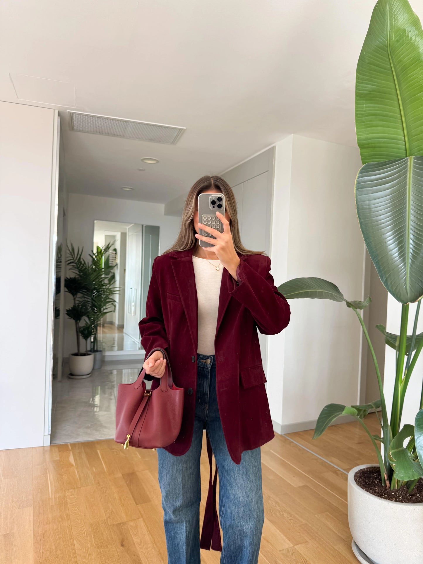 جكيت بحزام خمري