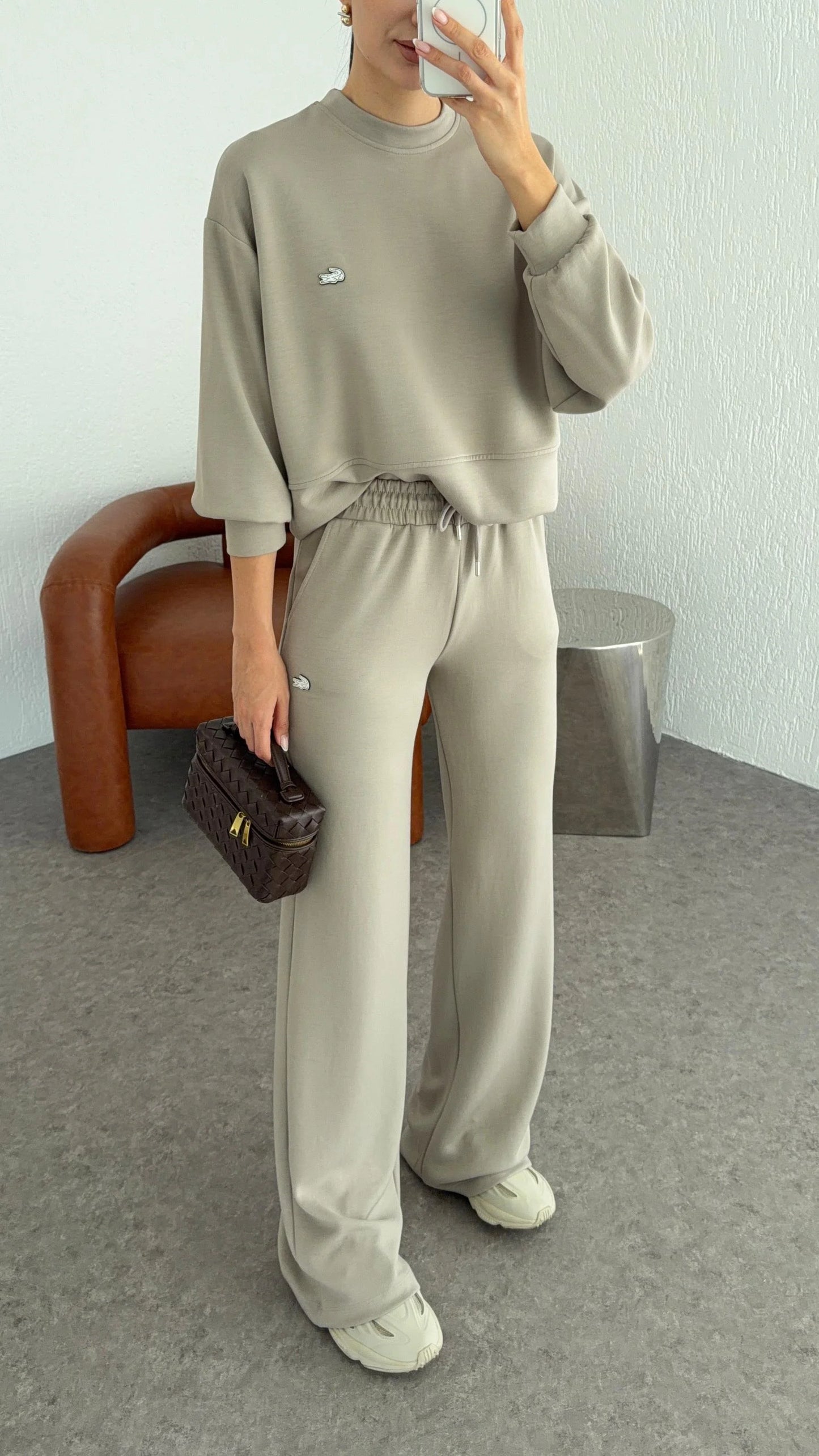 طقم لاكوست بيج غامق