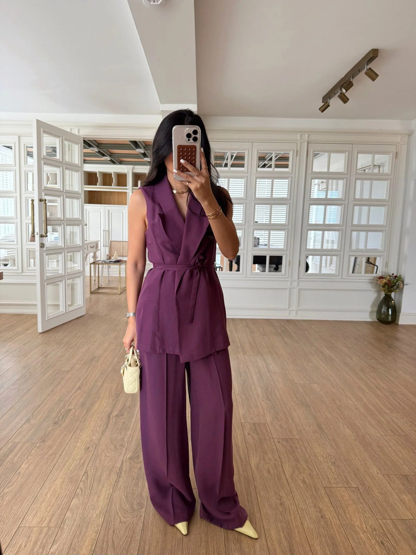 طقم كيمونو مع بنطلون نهدي