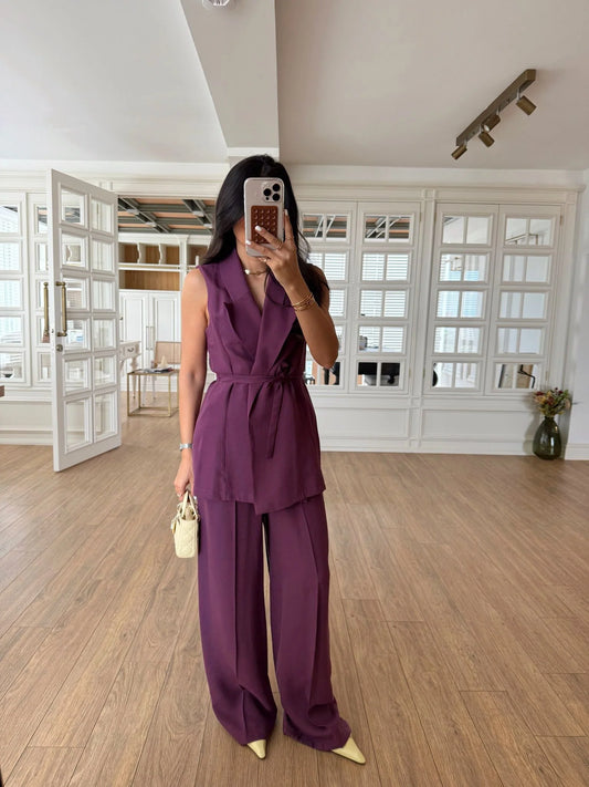 طقم كيمونو مع بنطلون نهدي