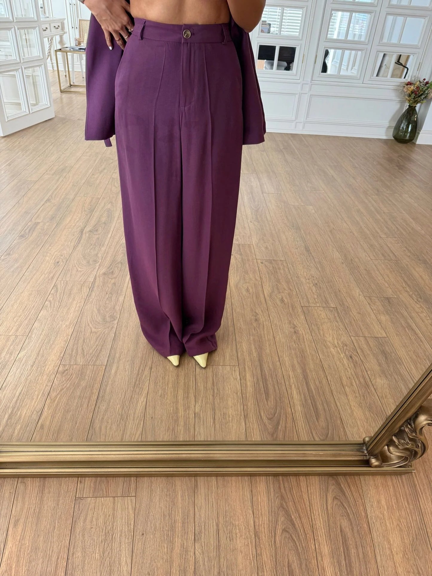 طقم كيمونو مع بنطلون نهدي