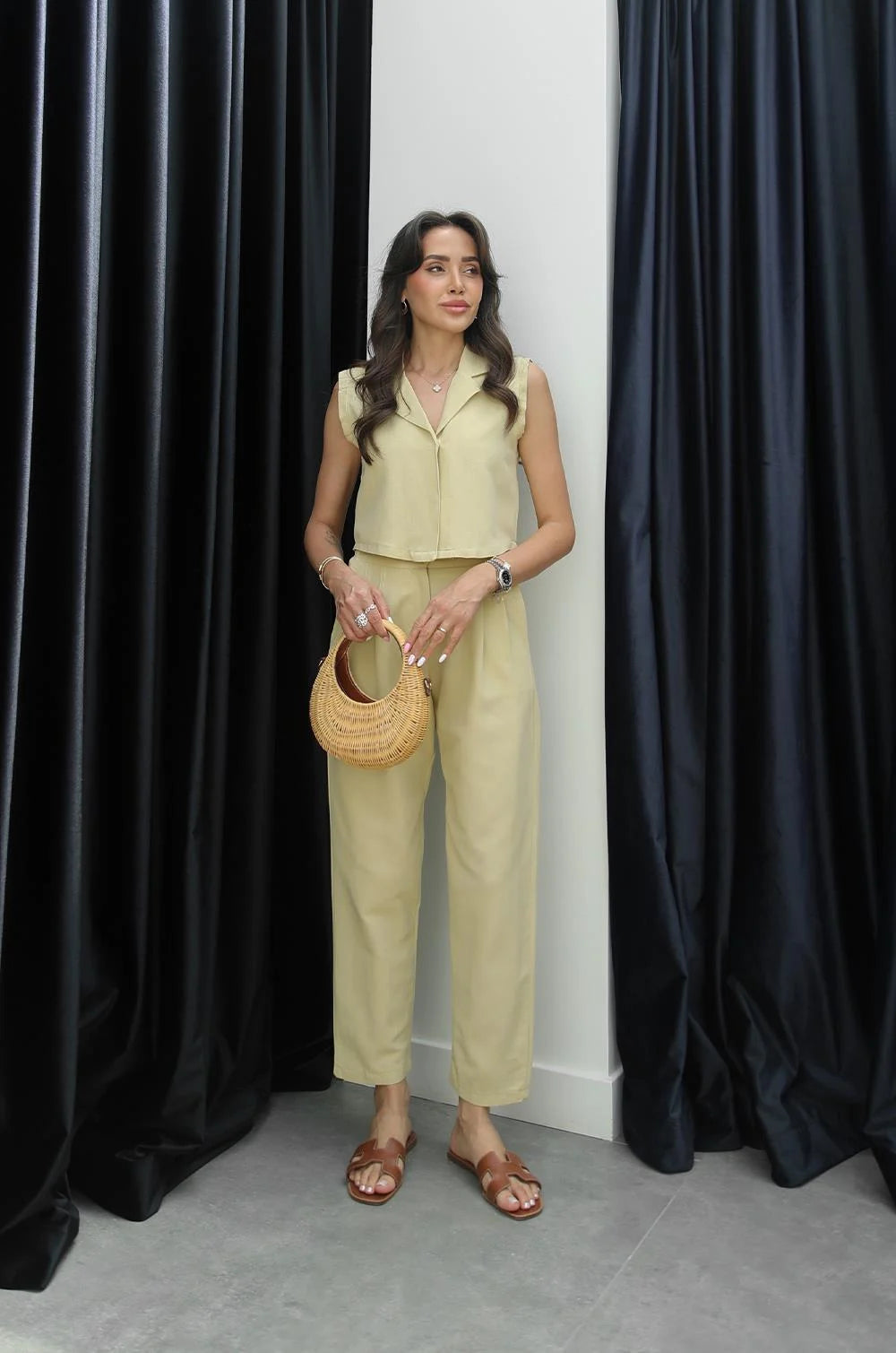 طقم فيست مع بنطلون ليموني