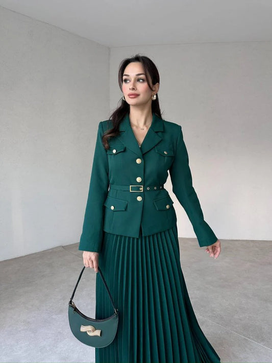 طقم رسمي اخضر