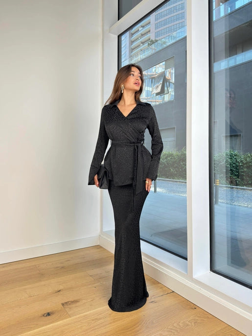 طقم رسمي اسود